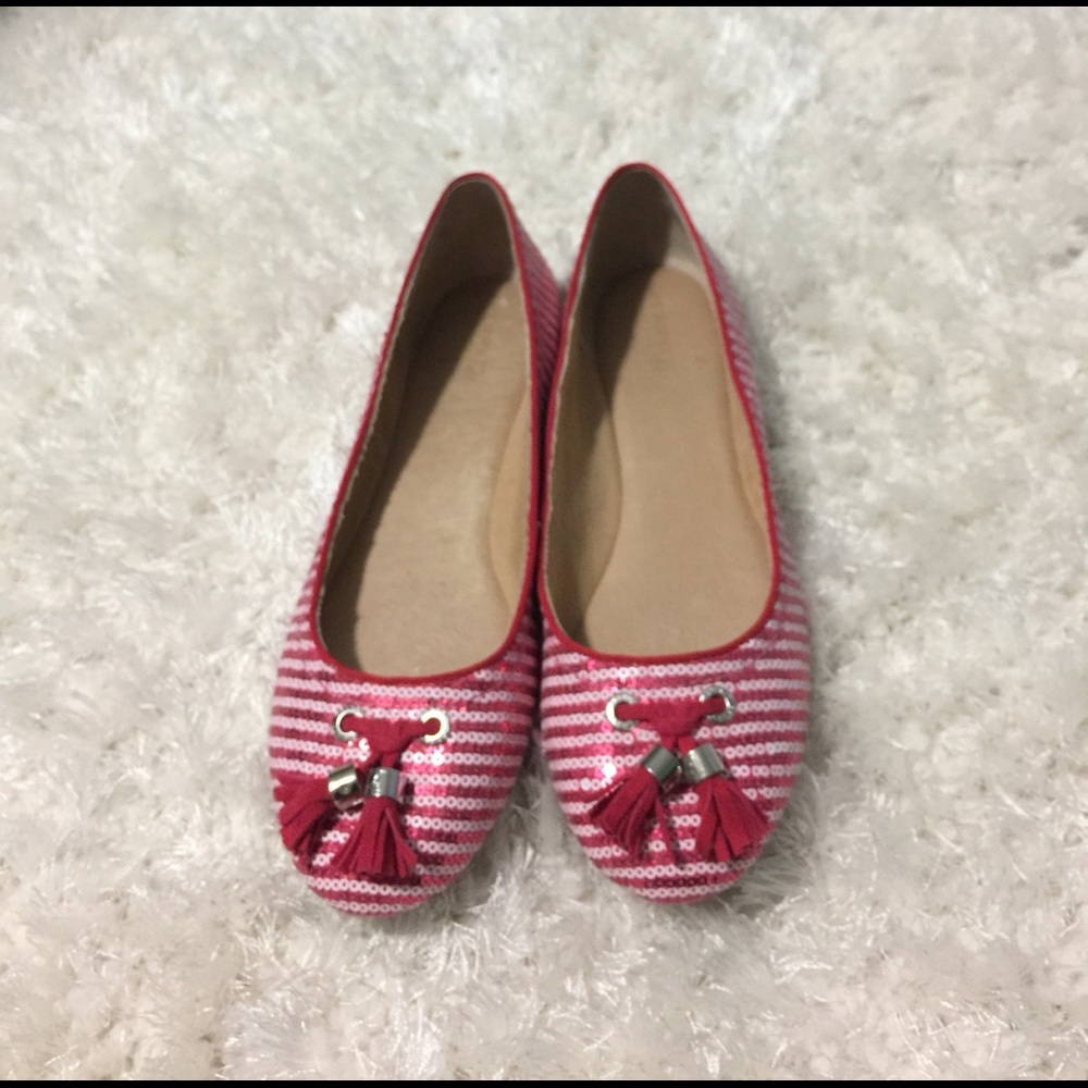 MUST SELL 🎉Sperry Topsiders sequins flats